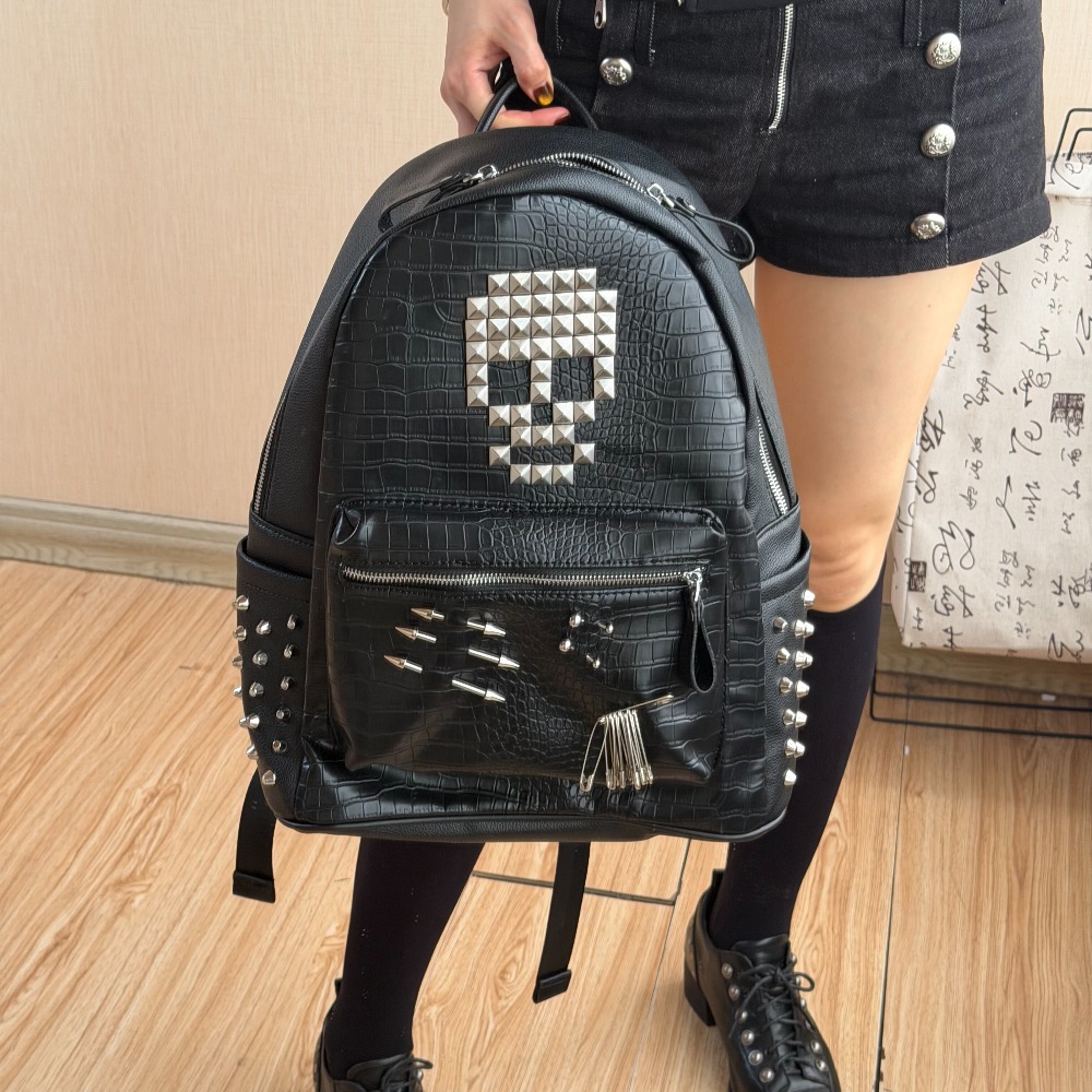 Original Black Crocodile Patte - Street Fashion Types review and price