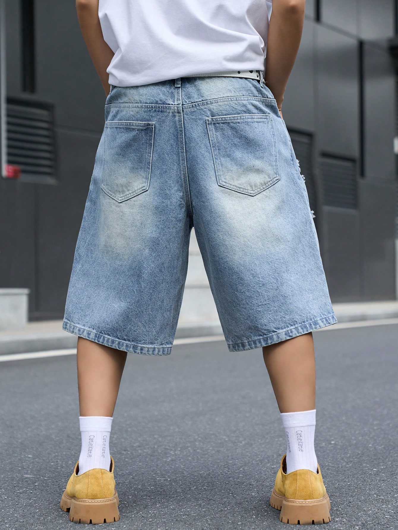 Men's Loose Fit Denim Bermuda  - Street Fashion Types review and price